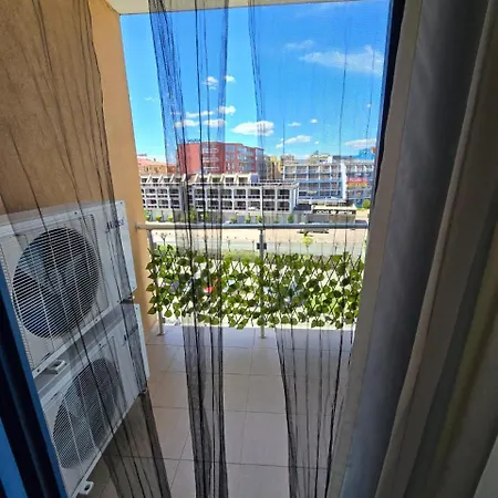 Apartment Konstantin In Trakia Plaza