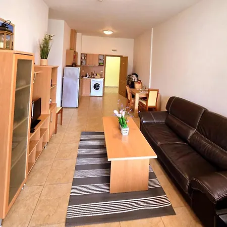 Apartment Konstantin In Trakia Plaza