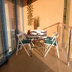 Konstantin In Trakia Plaza