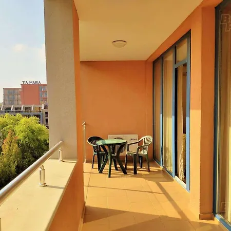 Konstantin In Trakia Plaza Apartman