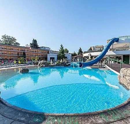 Апартаменты Konstantin In Trakia Plaza