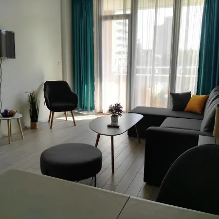 Konstantin In Trakia Plaza